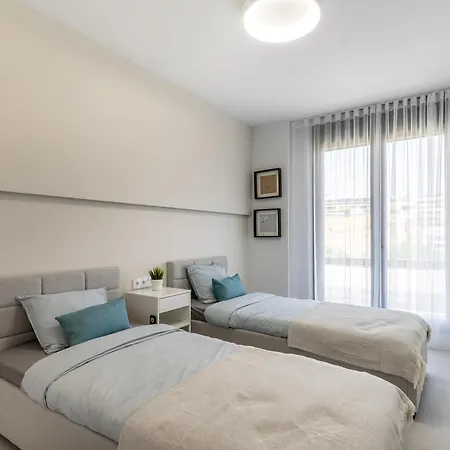 דירה Modern With Sea View And Terrace *